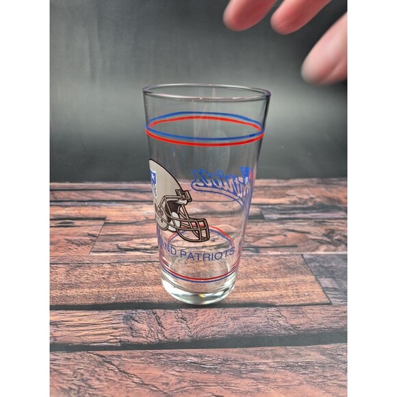 Vtg New England Patriots NFL Football 6.25" Beer Glass & Shot Glass Set Barware - Picture 6 of 13